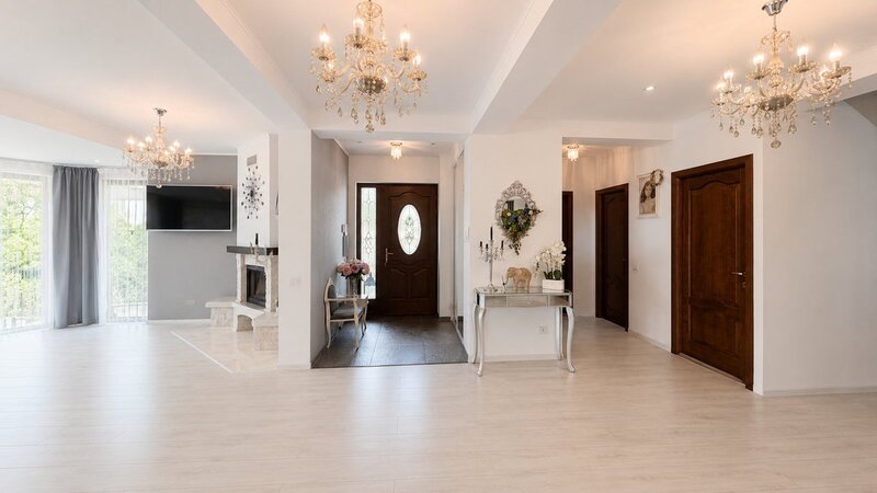 Clinceni vila individuala cu piscina 1.027 mp teren